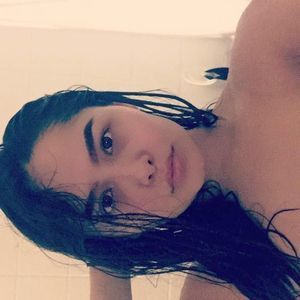 Meet your Posher, Jeniffer